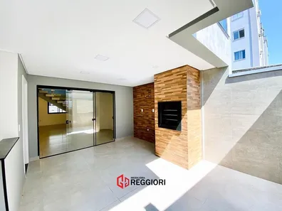 Sobrado com 3 Quartos à venda, 135m² no São Francisco de Assis, Camboriú
