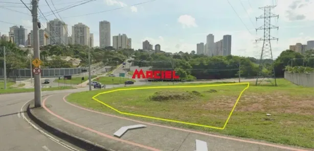 Lote/Terreno à venda, 1799m² no Condomínio Centro Empresarial Taquari, São José dos Campos