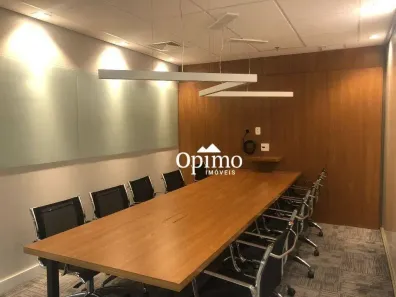 Sala Comercial para alugar, 300m² no Vila Olímpia, São Paulo