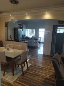 Sobrado com 3 Quartos à venda, 312m² no Jardim América, Taubaté