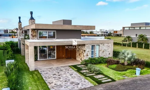 Casa de Condomínio com 4 Quartos à venda, 297m² no Torres, Torres