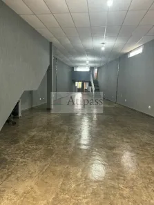 Galpão/Depósito/Armazém para alugar, 240m² no Batistini, São Bernardo do Campo