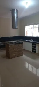 Casa com 4 Quartos para venda ou aluguel, 175m² no Jardim Nova Época, Araraquara