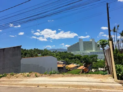 Lote/Terreno à venda, 206m² no Vila Santo Antônio, Atibaia