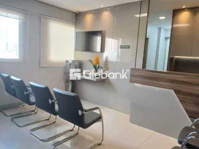 Sala Comercial à venda, 130m² no Centro, Montes Claros