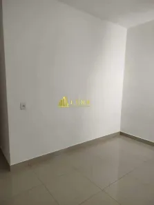 Casa com 2 Quartos à venda, 60m² no Jardim Canaã, Uberlândia