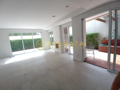 Casa de Condomínio com 3 Quartos à venda, 414m² no Vila Madalena, São Paulo