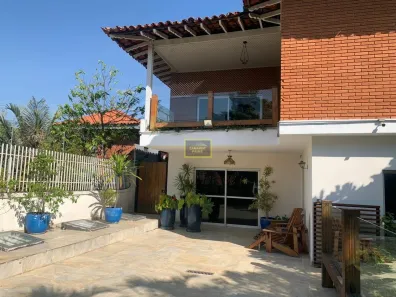 Sobrado com 4 Quartos à venda, 350m² no Cidade São Francisco, São Paulo