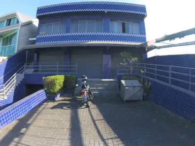 Ponto Comercial para alugar, 61m² no Uberaba, Curitiba