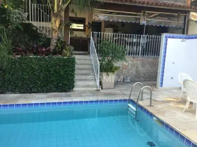 Casa com 4 Quartos à venda, 350m² no São Francisco, Niterói