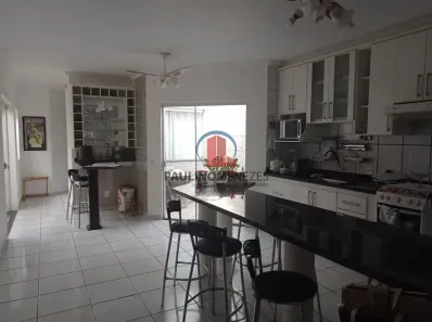 Casa com 3 Quartos à venda, 150m² no Campo Limpo, Americana