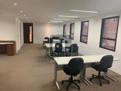 Sala Comercial para alugar, 220m² no Itaim Bibi, São Paulo