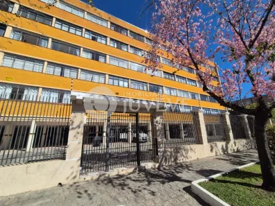 Apartamento com 3 Quartos à venda, 67m² no Cristo Rei, Curitiba