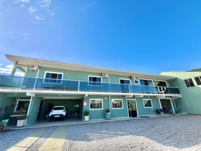 Casa com 4 Quartos para alugar, 205m² no Enseada do Brito (Ens Brito), Palhoça