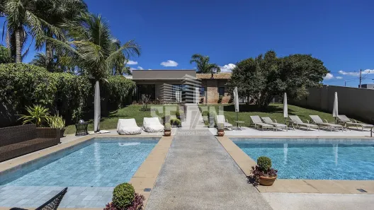 Casa com 4 Quartos à venda, 400m² no Recanto dos Nobres I, Agudos