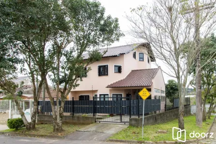 Casa com 3 Quartos à venda, 216m² no Vila Nova, Porto Alegre