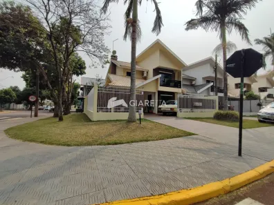 Sobrado com 2 Quartos à venda, 135m² no Jardim Gisela, Toledo