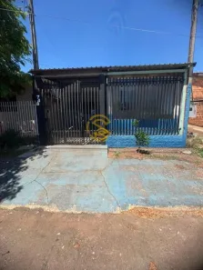 Casa com 2 Quartos à venda, 58m² no 14 de Novembro, Cascavel