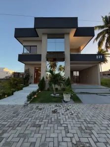 Casa de Condomínio com 3 Quartos à venda, 218m² no Cajupiranga, Parnamirim