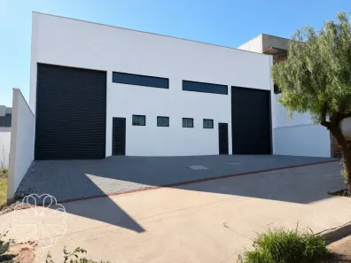 Galpão/Depósito/Armazém à venda, 352m² no Jardim Europa, Maringá