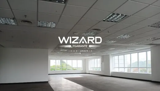Sala Comercial para alugar, 136m² no Cidade Monções, São Paulo