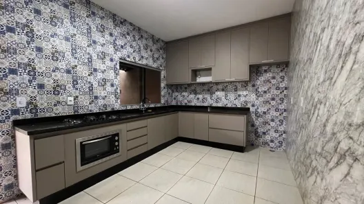 Casa com 3 Quartos para alugar, 360m² no Parque Trindade III, Aparecida de Goiânia