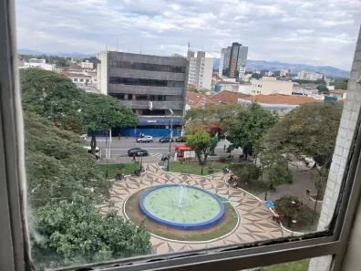 Sala Comercial para venda ou aluguel, 60m² no Centro, Pindamonhangaba