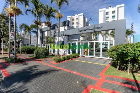 Apartamento com 2 Quartos para alugar, 46m² no Jardim América, Maringá