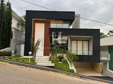 Casa de Condomínio com 4 Quartos à venda, 250m² no Condomínio do Lago 1ª Etapa, Goiânia