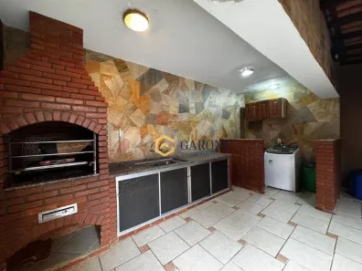 Casa com 3 Quartos à venda, 200m² no Vila Santa Delfina, São Paulo