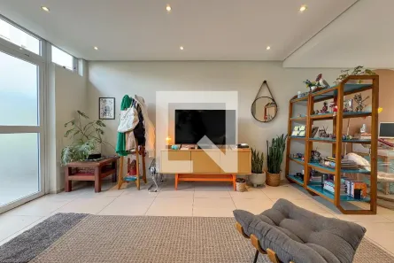 Casa com 3 Quartos à venda, 190m² no Cidade São Francisco, São Paulo