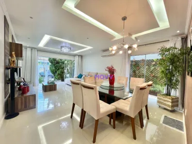 Casa de Condomínio com 4 Quartos à venda, 165m² no Maria Paula, Niterói