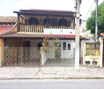 Casa com 2 Quartos para alugar, 90m² no Centro, Araruama