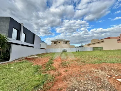 Lote/Terreno à venda, 323m² no Vila Popular, Itapetininga