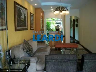 Casa com 5 Quartos para venda ou aluguel, 490m² no Vila Gomes Cardim, São Paulo