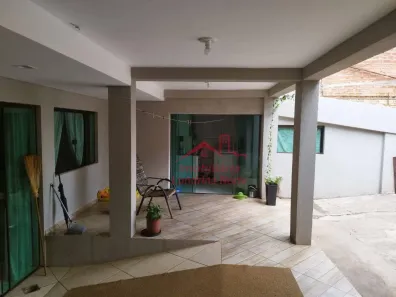 Casa com 2 Quartos à venda, 81m² no Colinas, Londrina