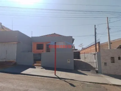 Casa com 2 Quartos para alugar, 130m² no Vila Costa do Sol, São Carlos