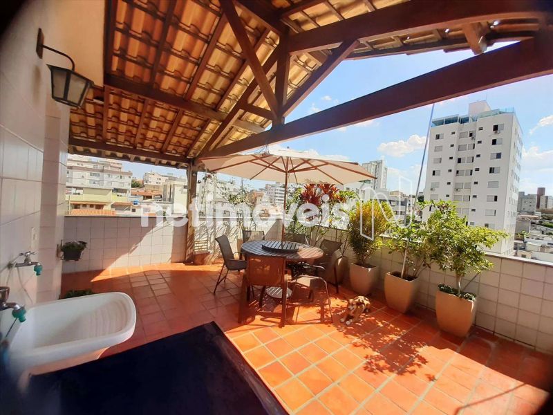 Cobertura com 3 quartos — Sagrada Família, Belo Horizonte