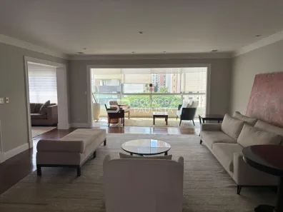 Apartamento com 3 Quartos para venda ou aluguel, 320m² no Vila Uberabinha, São Paulo