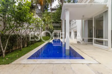 Casa com 4 Quartos à venda, 783m² no Jardim Guedala, São Paulo