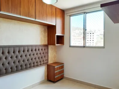 Apartamento com 2 Quartos para alugar, 66m² no Democrata, Juiz de Fora