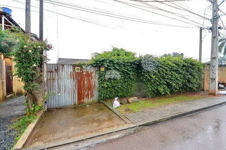 Casa com 3 Quartos à venda, 240m² no Santa Cândida, Curitiba