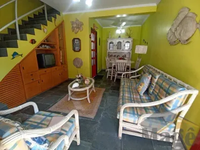 Casa de Condomínio com 2 Quartos à venda, 70m² no Jardim Las Palmas, Guarujá