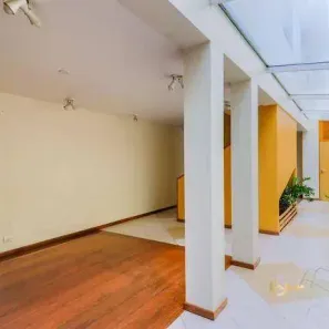 Casa com 2 Quartos à venda, 180m² no Jardim Aeroporto, São Paulo