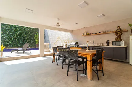 Casa com 5 Quartos para alugar, 647m² no Jardim Leonor, São Paulo