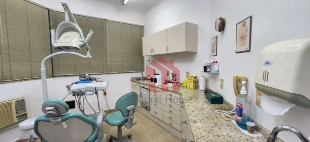 Sala Comercial à venda, 112m² no Pompéia, Santos