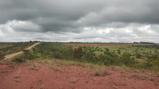 Lote/Terreno com 1 Quarto à venda, 40000m² no Jardim Maria Madalena, Águas Lindas de Goiás