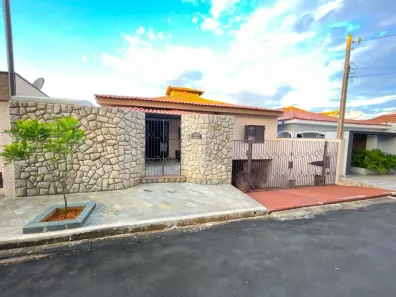 Casa com 5 Quartos à venda, 528m² no centro, Socorro