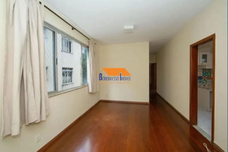 Apartamento com 3 quartos — Caiçaras, Belo Horizonte
