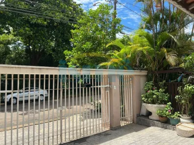 Sobrado com 4 Quartos à venda, 300m² no Cidade Universitária, Campinas